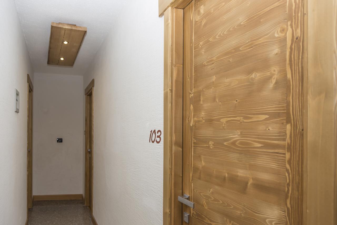 Hotel Clotes Oulx エクステリア 写真