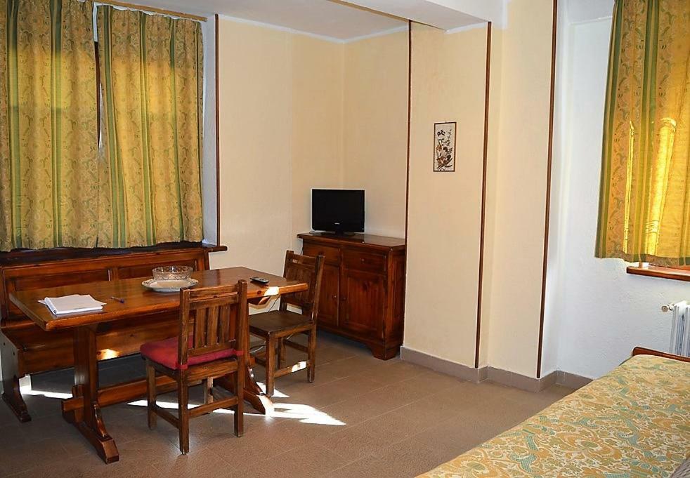Hotel Clotes Oulx エクステリア 写真